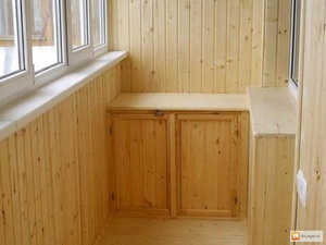 Деревянный сайдинг для балкона