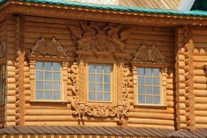 Особенности создания деревянных наличников