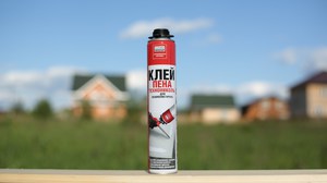 Клей пена для пенопласта 